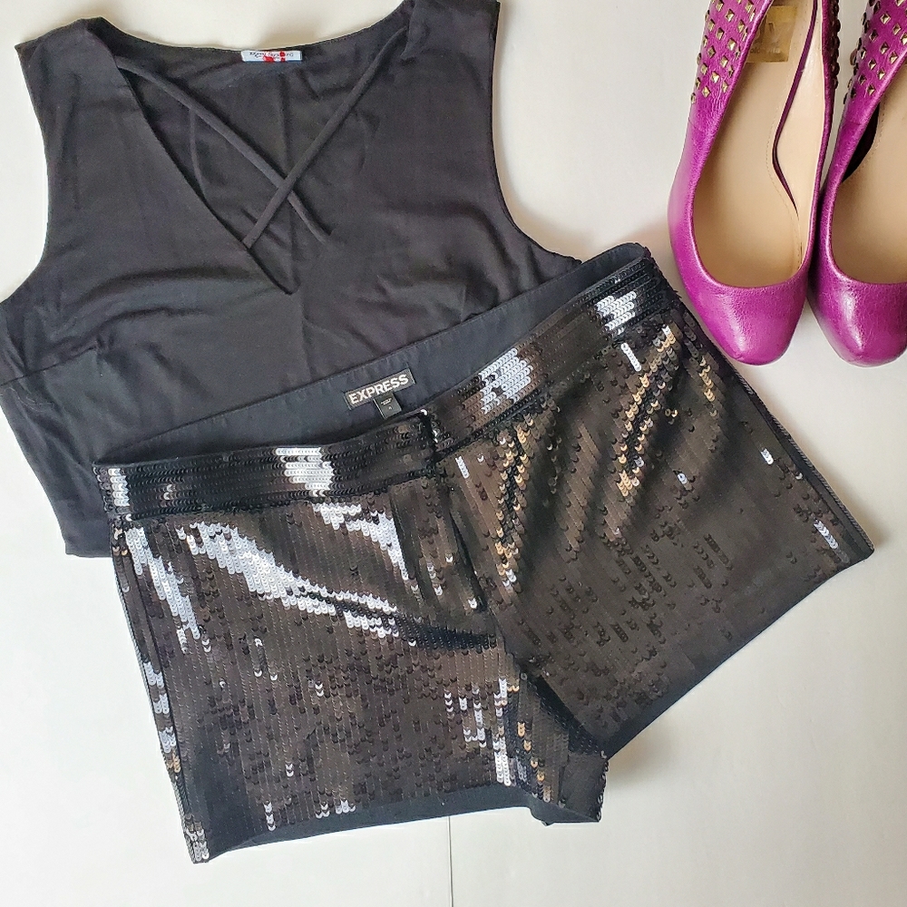 EXPRESS Sequined Black Shorts Size 4